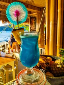 resorts moringa coco luxe luxury restaurant bar lion's el nido hotels food sunset coucher de soleil cocktail