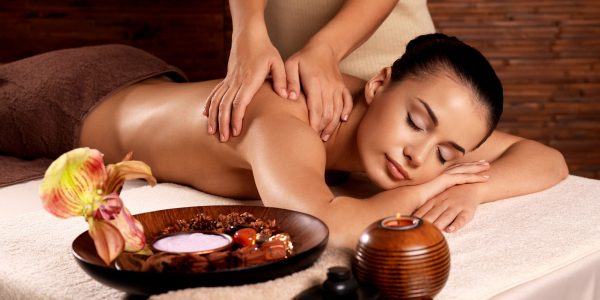 massage resorts moringa coco pool piscine luxe luxury relax massage el nido hotels